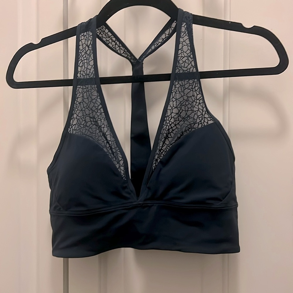 Lululemon lacy sports bra